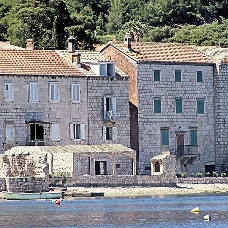 Apartments Acalinovic Vis Chambre photo